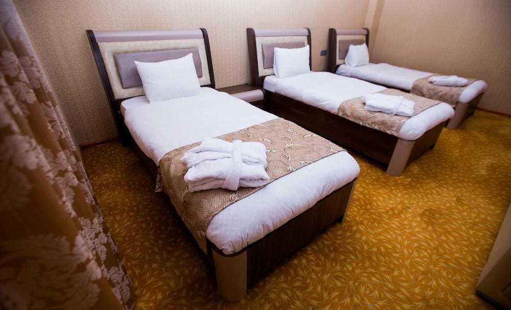 Astola Hotel Baku Ngoại thất bức ảnh