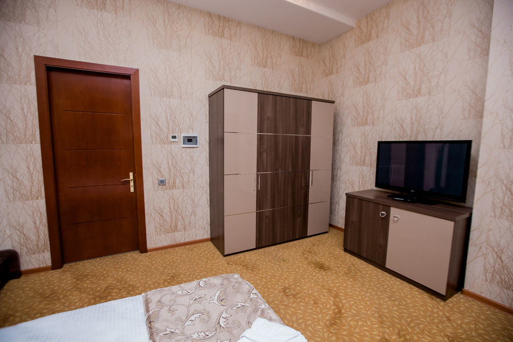 Astola Hotel Baku Ngoại thất bức ảnh