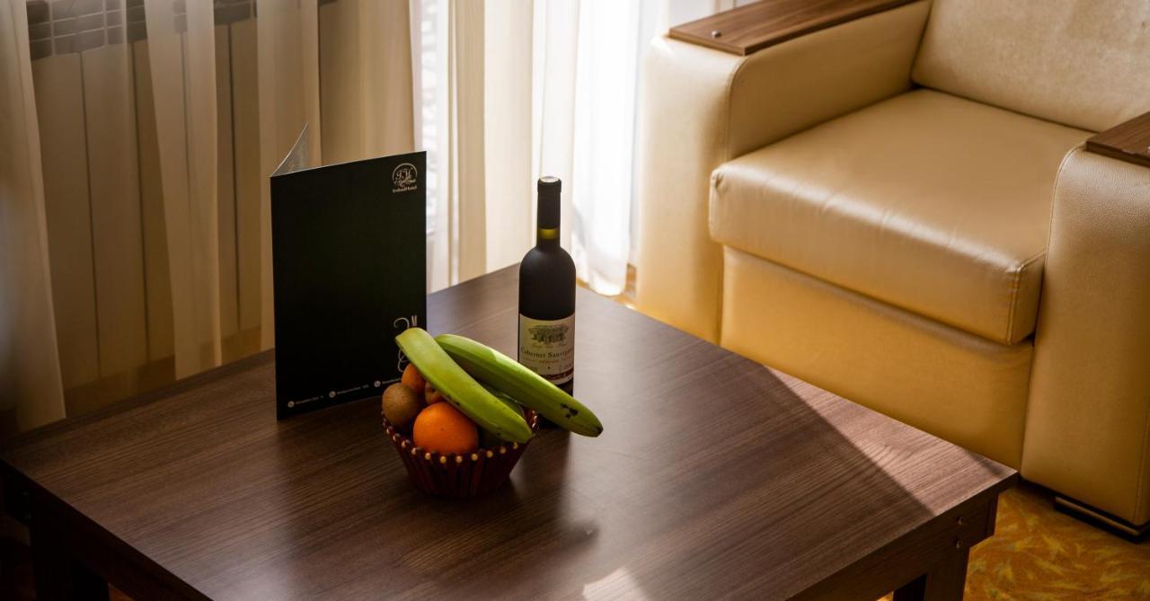 Astola Hotel Baku Ngoại thất bức ảnh