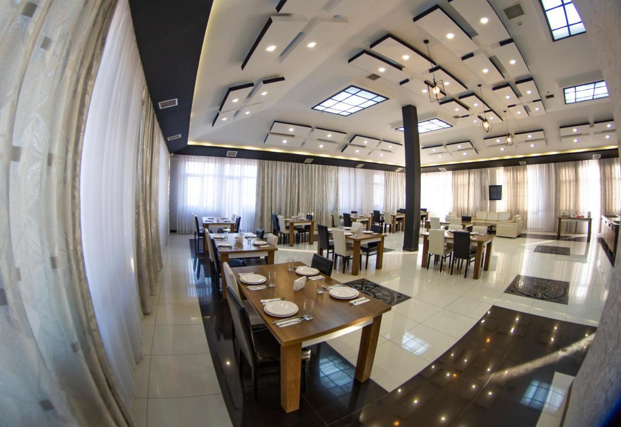 Astola Hotel Baku Ngoại thất bức ảnh