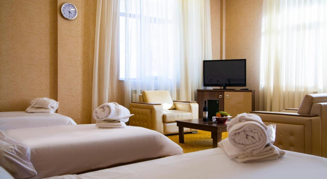 Astola Hotel Baku Ngoại thất bức ảnh